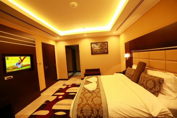 Telal Hotel Apartments image 40